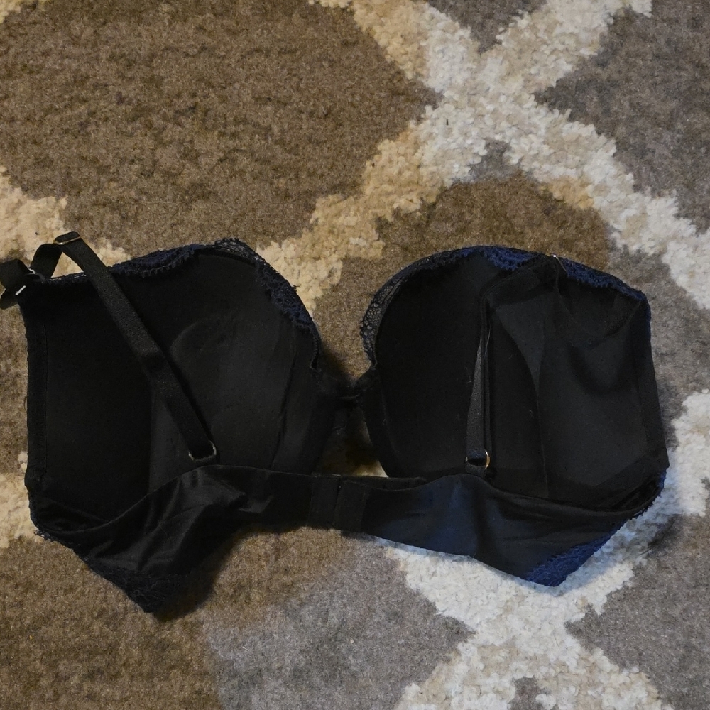 Women's Blue Lace Bra - Picture 2 of 2